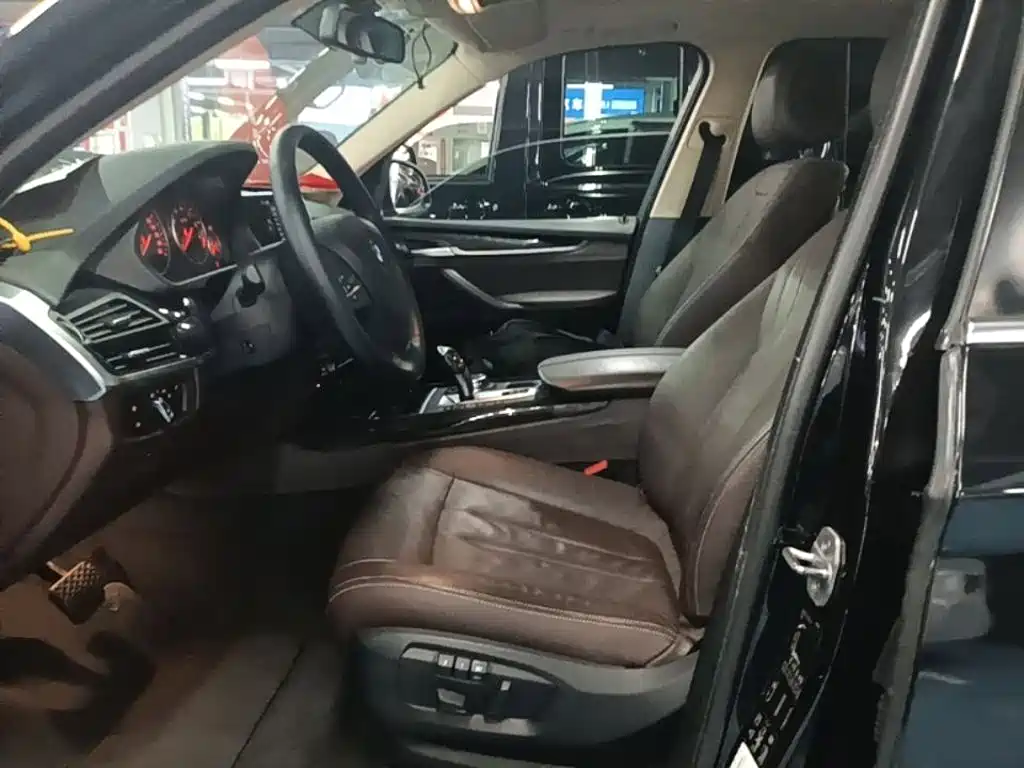 BMW X5 (Import) — миниатюра 15