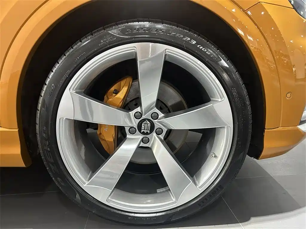 Audi Q8 — миниатюра 18