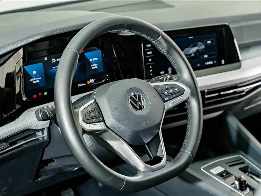 Volkswagen Golf — миниатюра 10