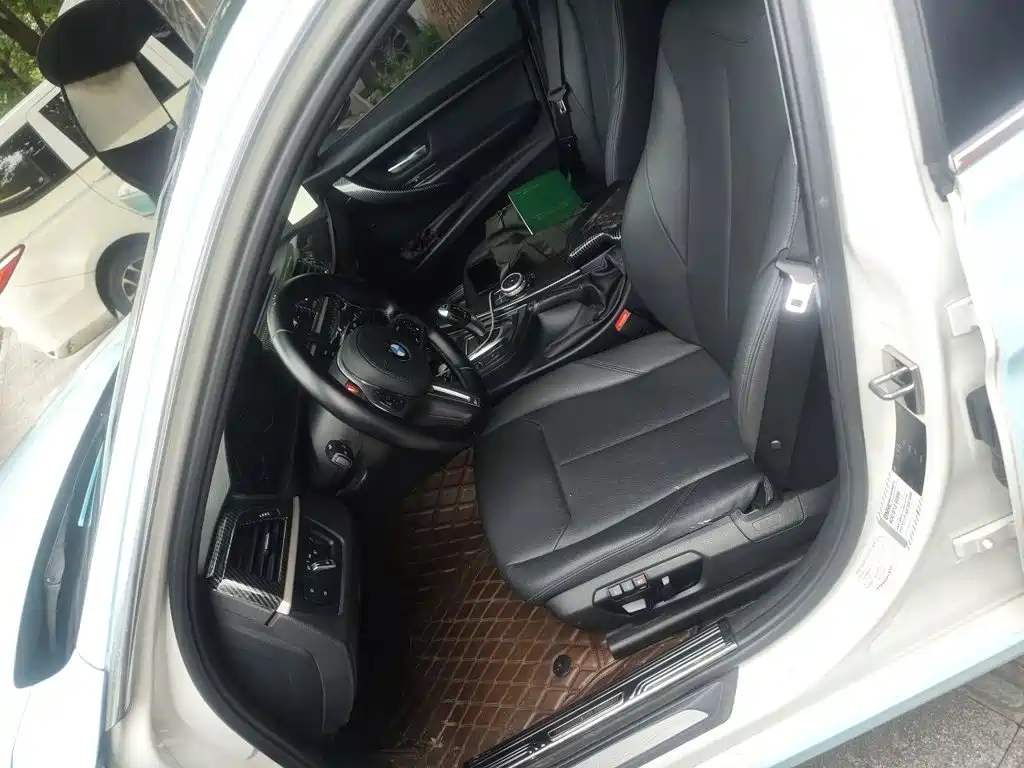 BMW 3 Series — миниатюра 8