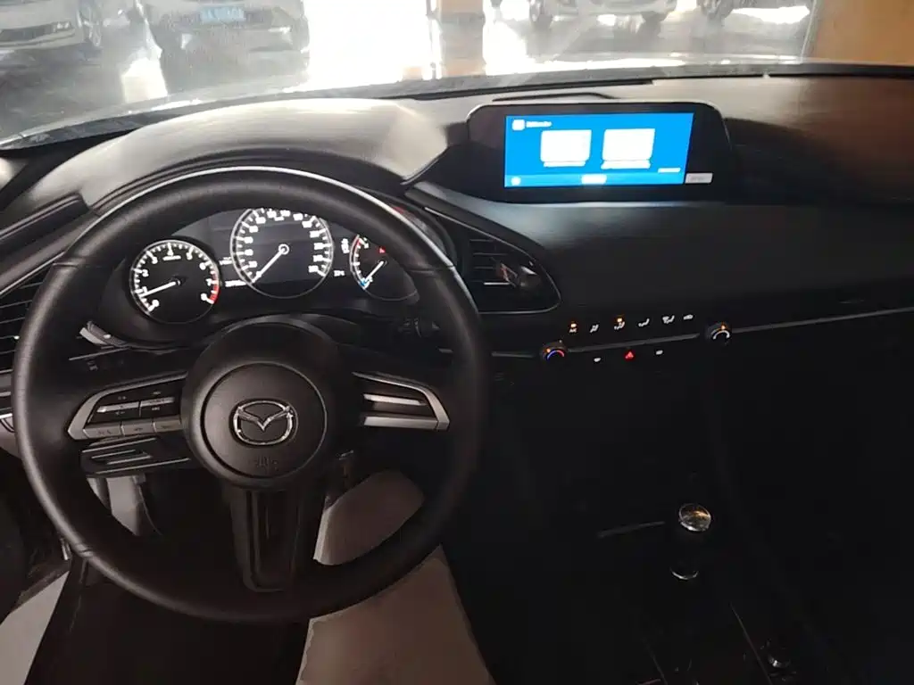Mazda 3 Axela — миниатюра 10