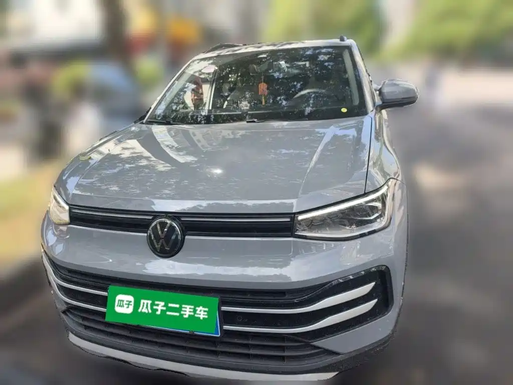 Volkswagen Tharu — миниатюра 2