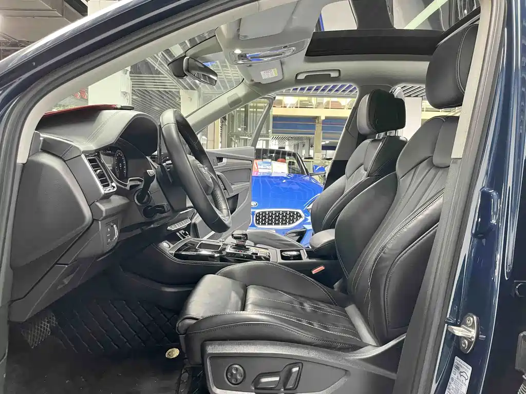 Audi Q5L — миниатюра 7