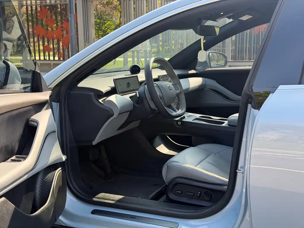 NIO ET5T — миниатюра 4