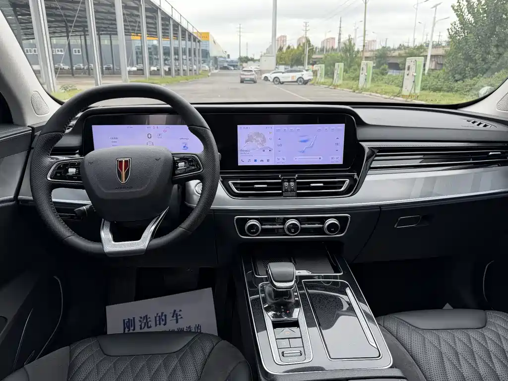 Hongqi Hongqi HS5 — миниатюра 11