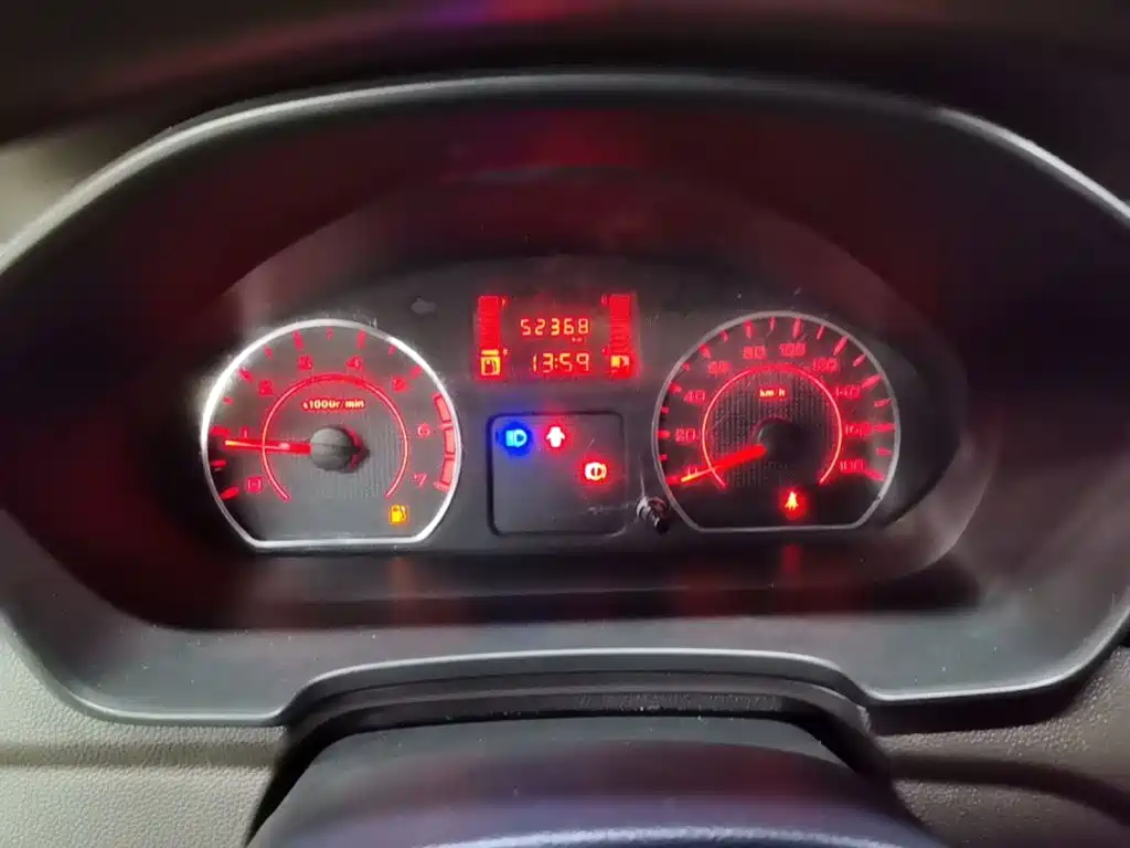 Wuling Hongguang V — миниатюра 12