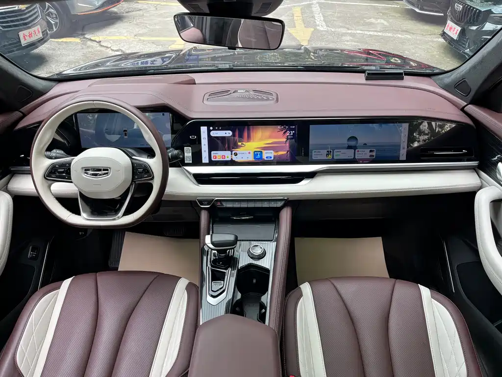 Geely Xingyue L — миниатюра 11