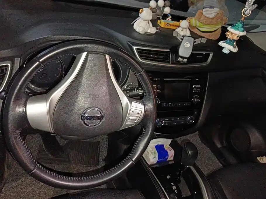 Nissan X-Trail — миниатюра 12