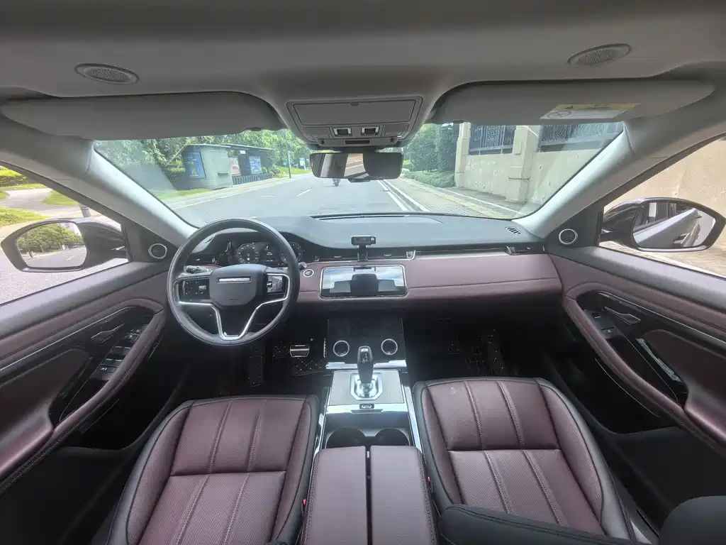 Land Rover Evoque — миниатюра 16