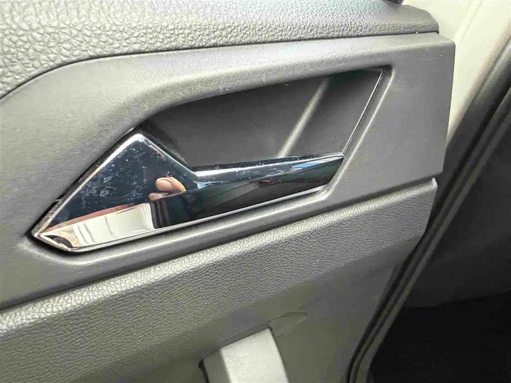 Volkswagen Polo — миниатюра 12