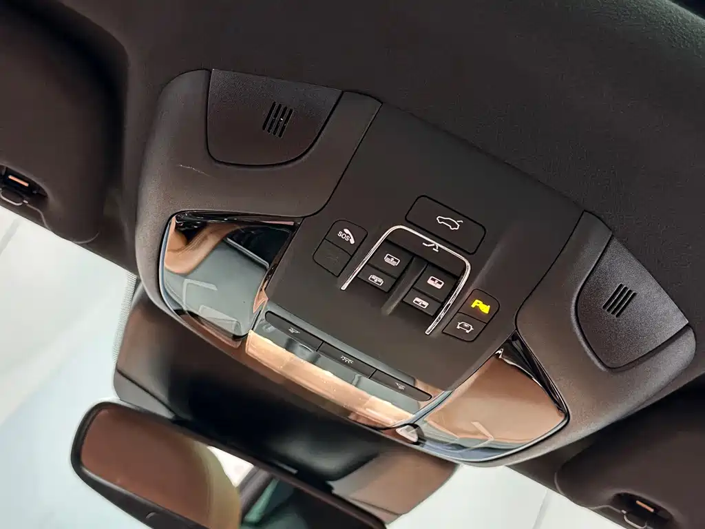 Maserati Levante — миниатюра 27