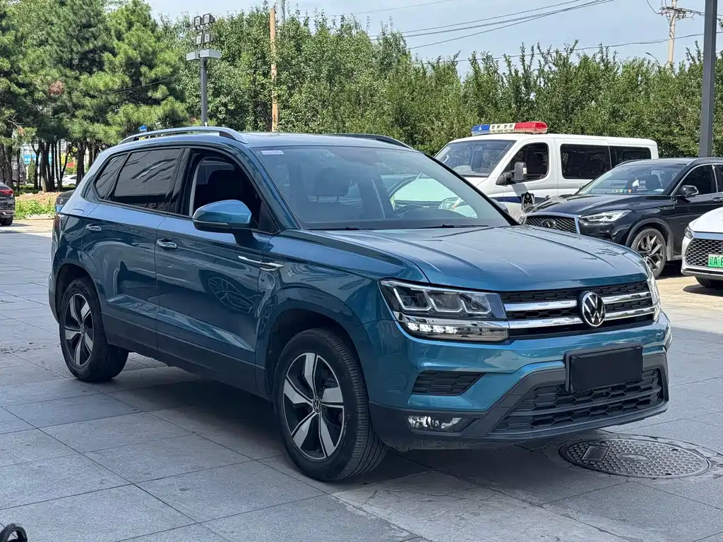 Volkswagen Tharu — миниатюра 3