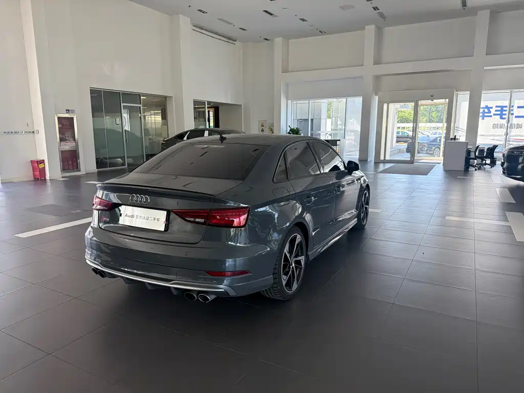 Audi S3 — миниатюра 6