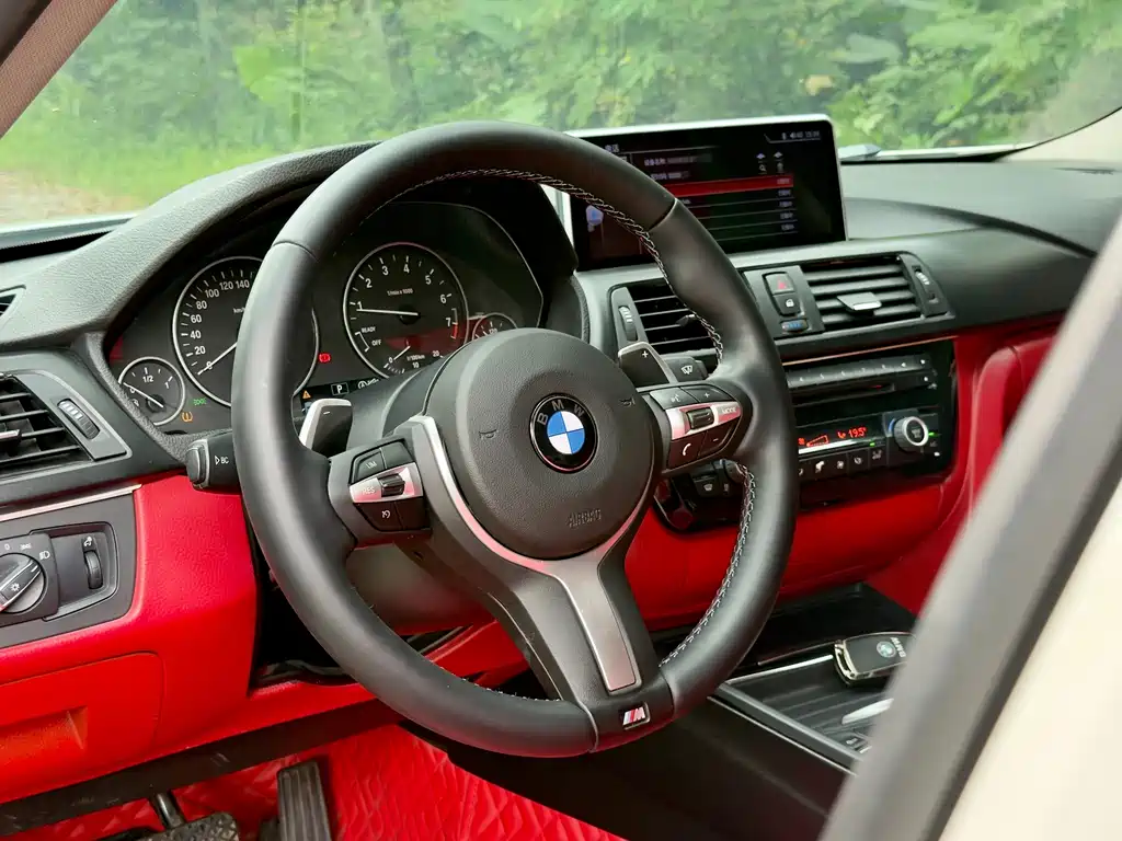 BMW 3 Series — миниатюра 9