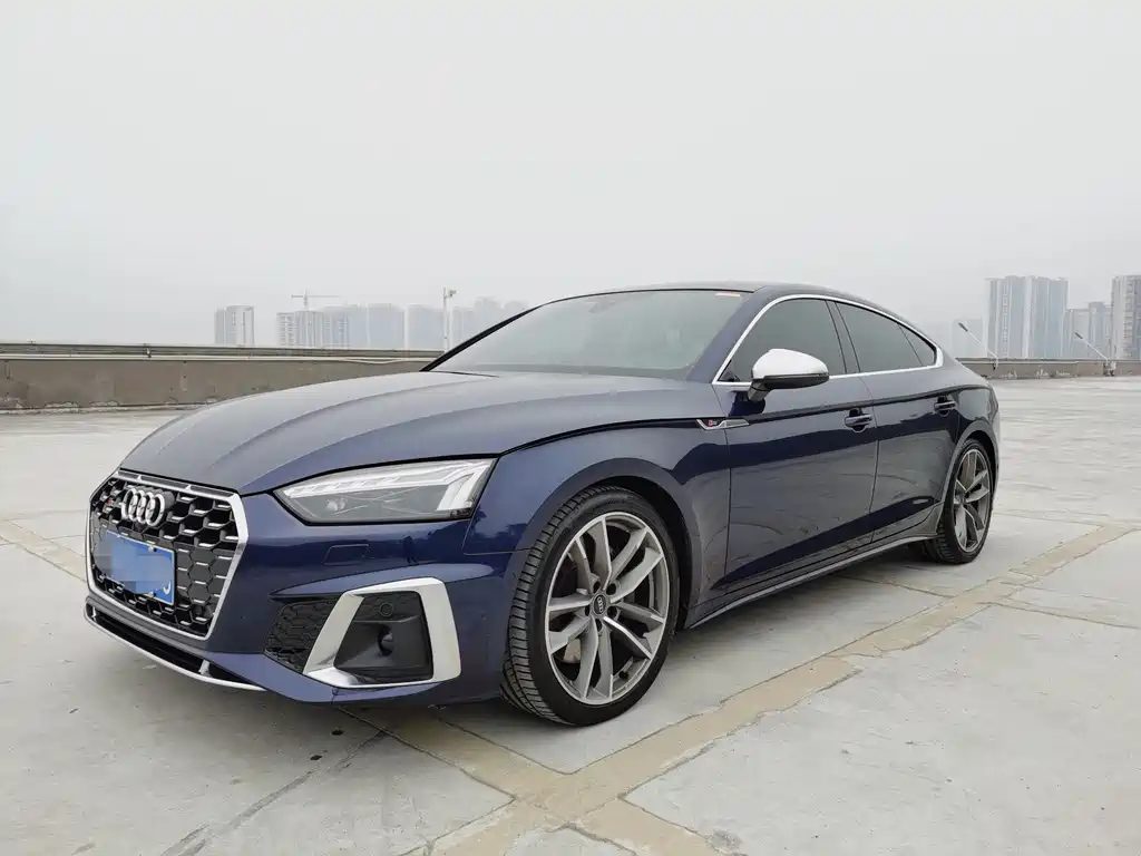AUDI S5