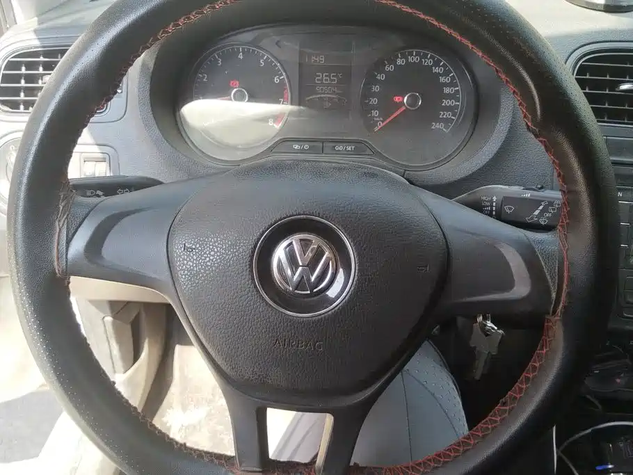 Volkswagen Polo — миниатюра 14