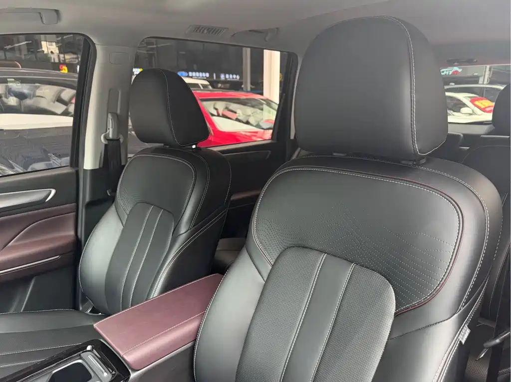 GAC Motor Trumpchi M6 — миниатюра 9