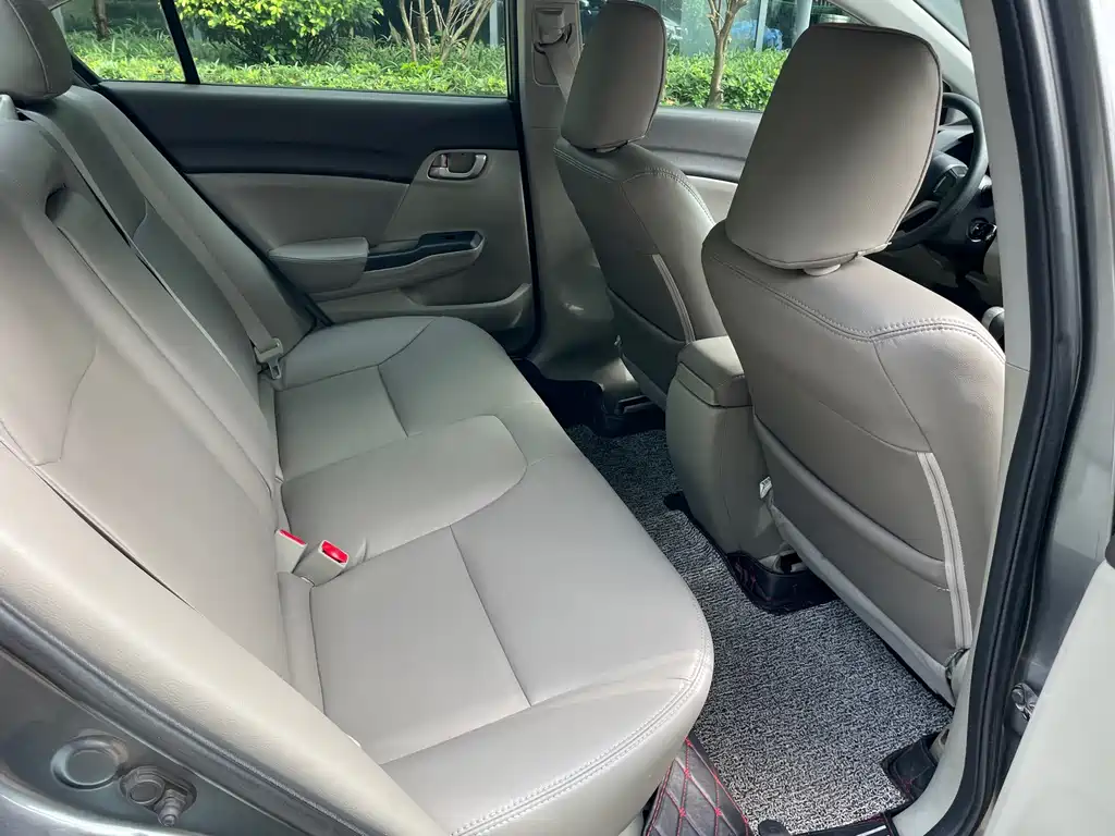 Honda Civic — миниатюра 16