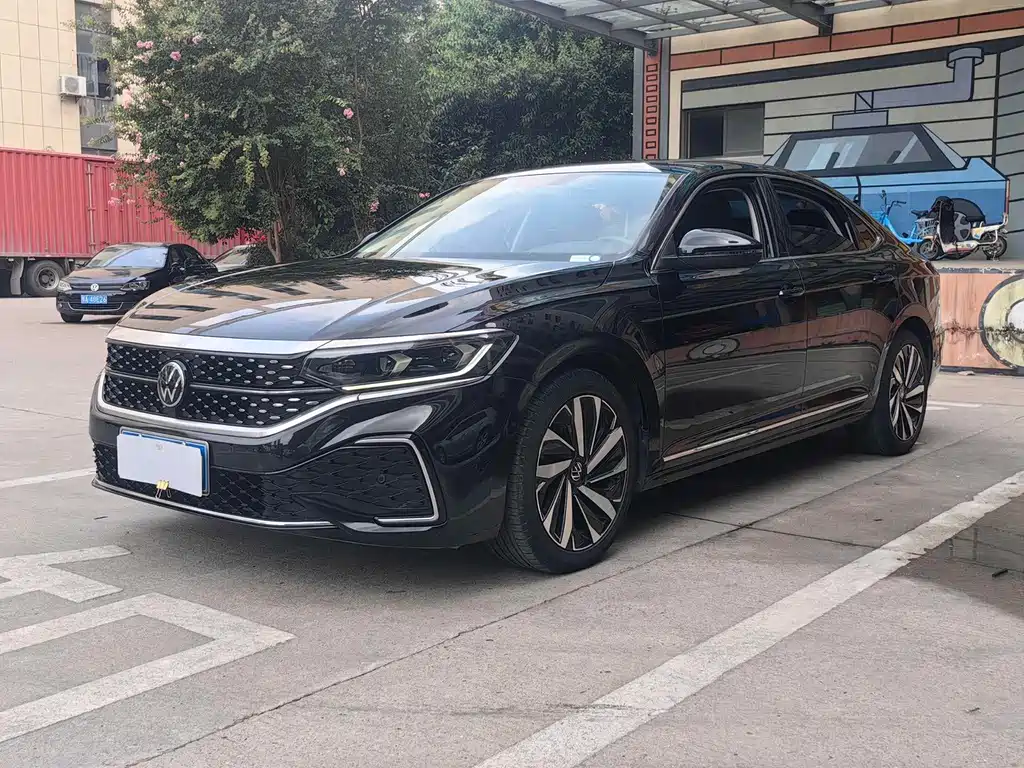 Volkswagen Passat 2022