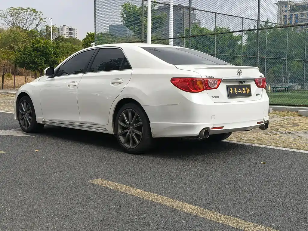 Toyota Reiz 2012 2.5V