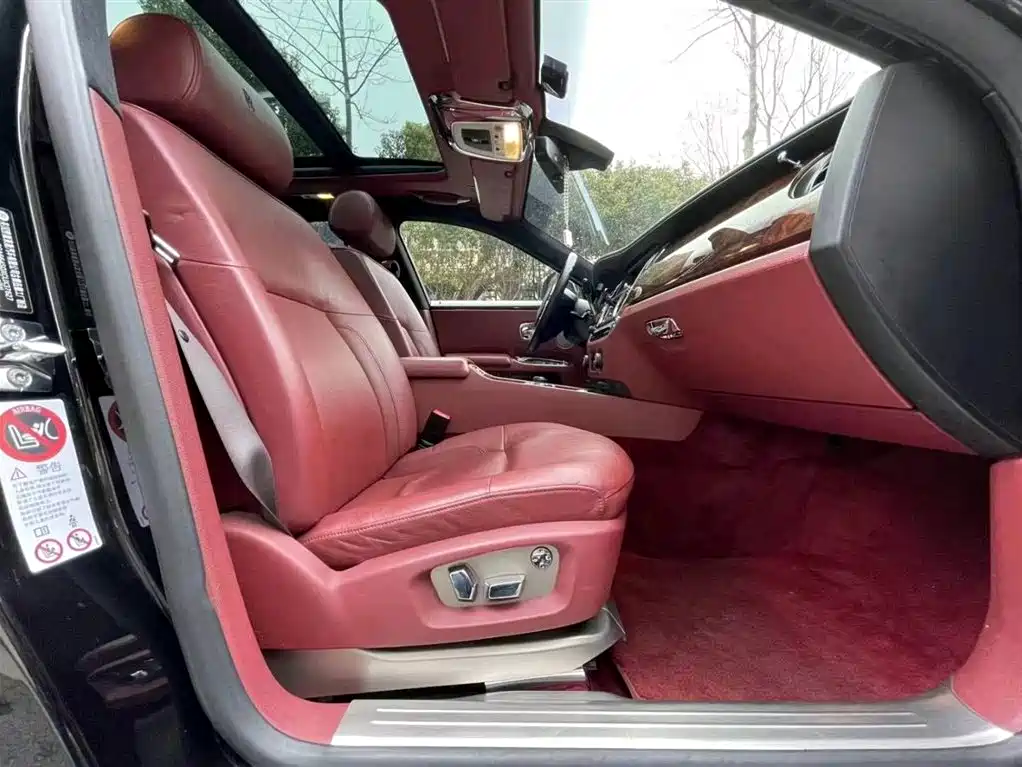 Rolls-Royce Ghost 2010 6.6T Standard