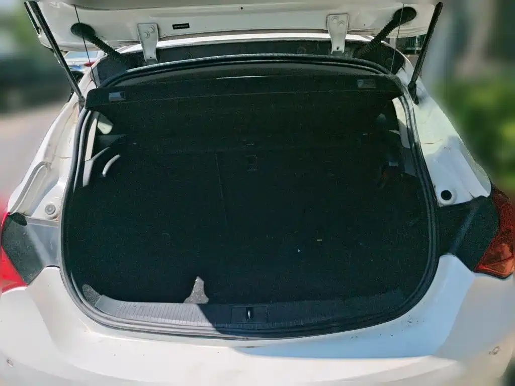 Buick Excelle — миниатюра 20
