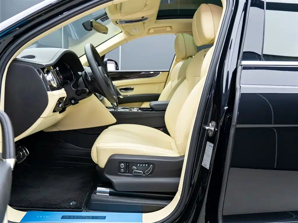 Bentley Bentayga 2019 4.0T V8
