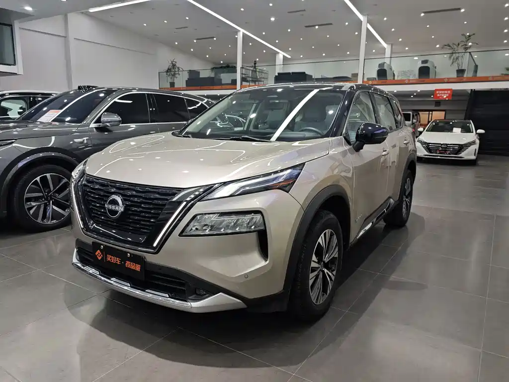 NISSAN QIJUN
