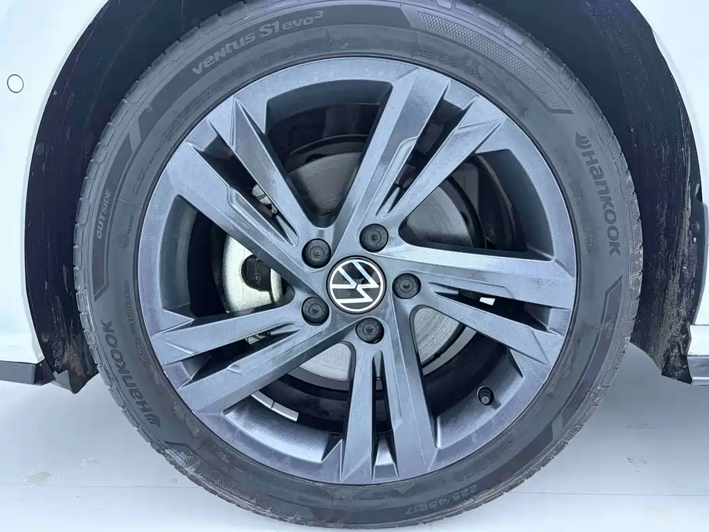 Volkswagen Golf — миниатюра 15