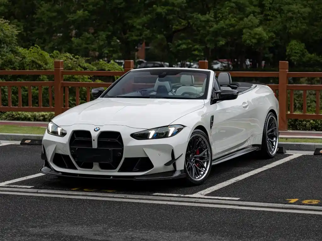 宝马M4 2024款 M4敞篷轿跑车 M xDrive 雷霆版 2025