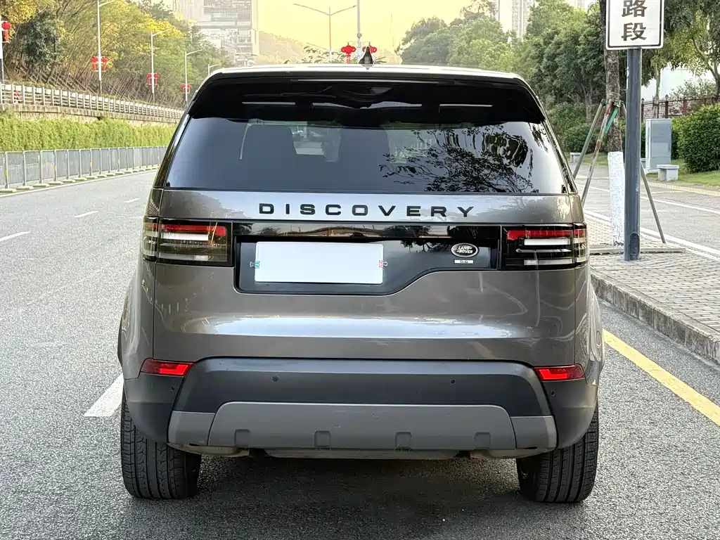 Land Rover Discovery 2017 3.0 SC V6 SE