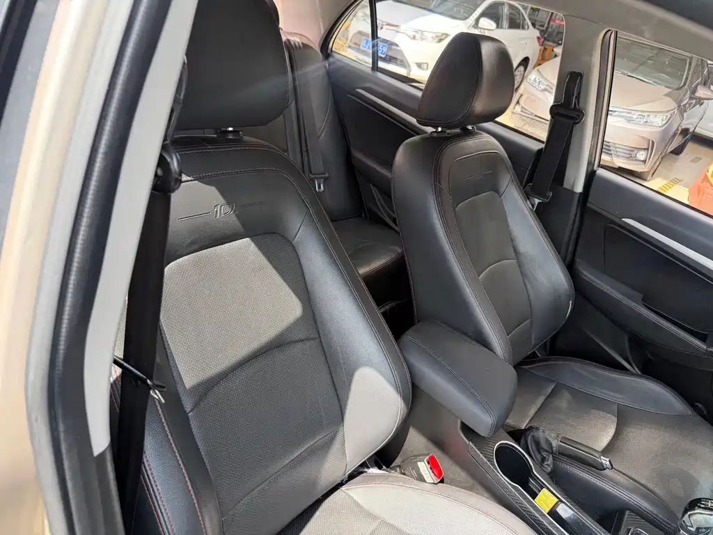 Geely Vision 1.5L Manual Happiness Edition, фото 18