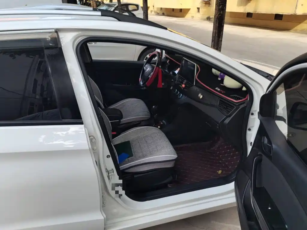 Baojun 310 — миниатюра 19
