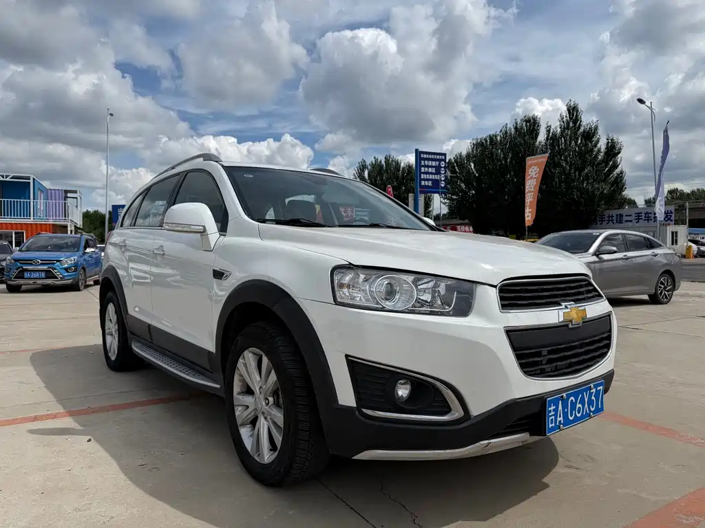 Chevrolet Captiva — миниатюра 3