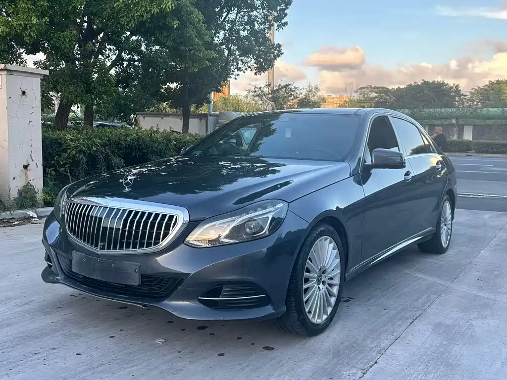 Mercedes-Benz E-Class — миниатюра 3