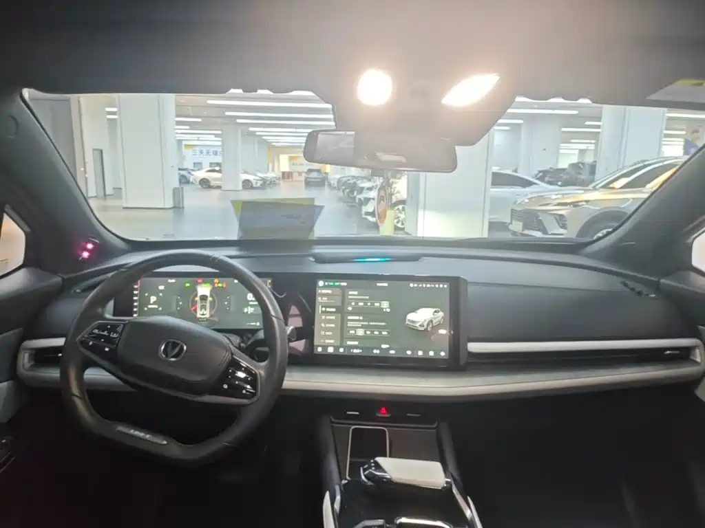 Changan UNI-T — миниатюра 10