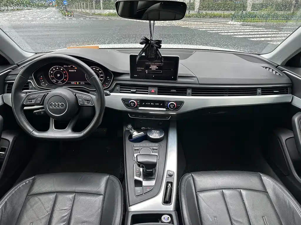 Audi A4L 2018 30 40 TFSI Fashion