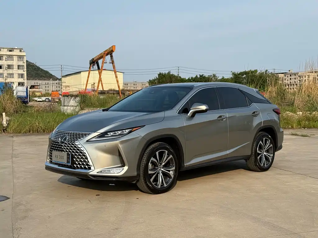 Купить Lexus RX