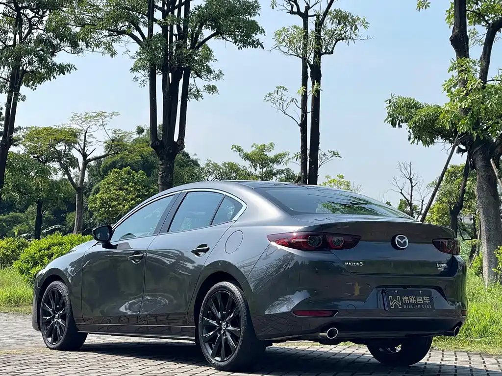 Mazda 3 Axela — миниатюра 4