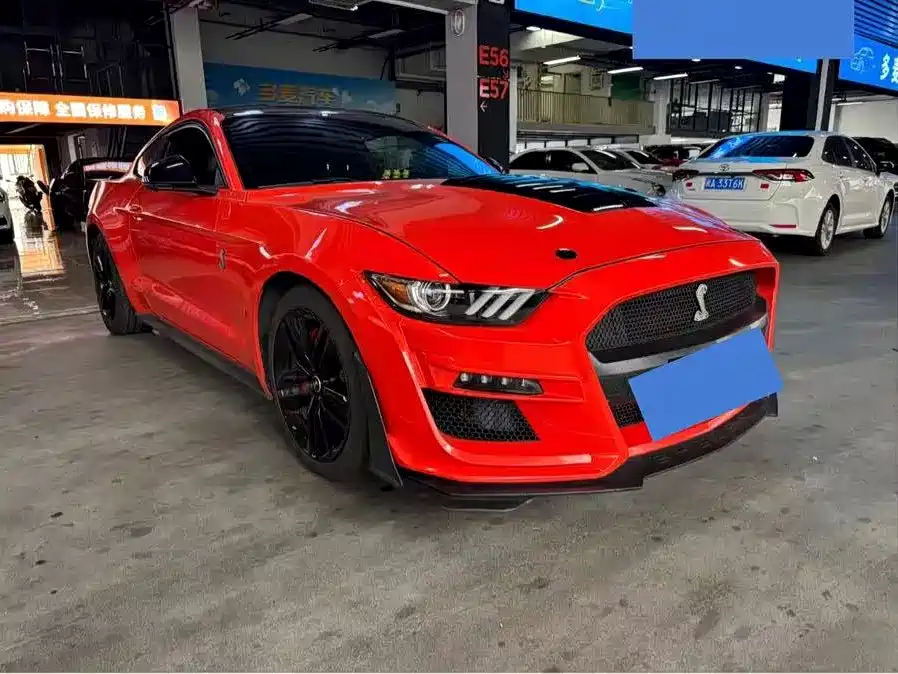 Ford Mustang — миниатюра 3