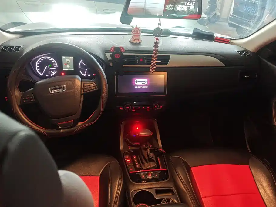 Qoros Qoros 5 — миниатюра 12