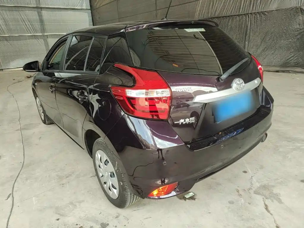 Toyota Vios FS — миниатюра 5