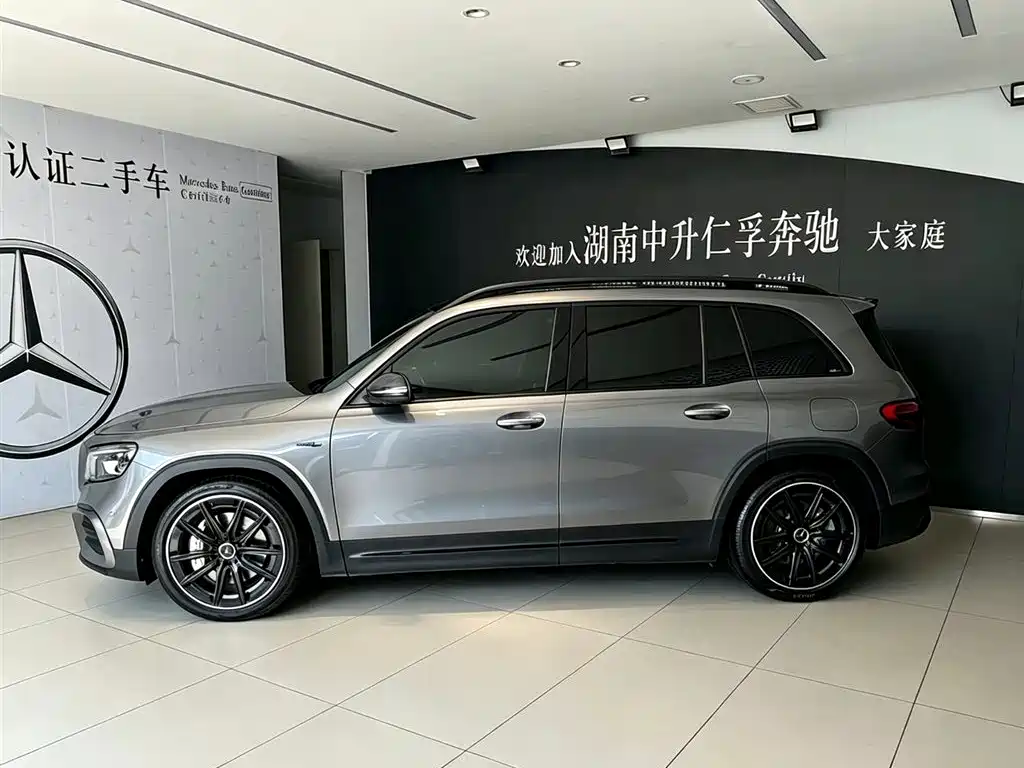 Mercedes-Benz GLB AMG — миниатюра 4