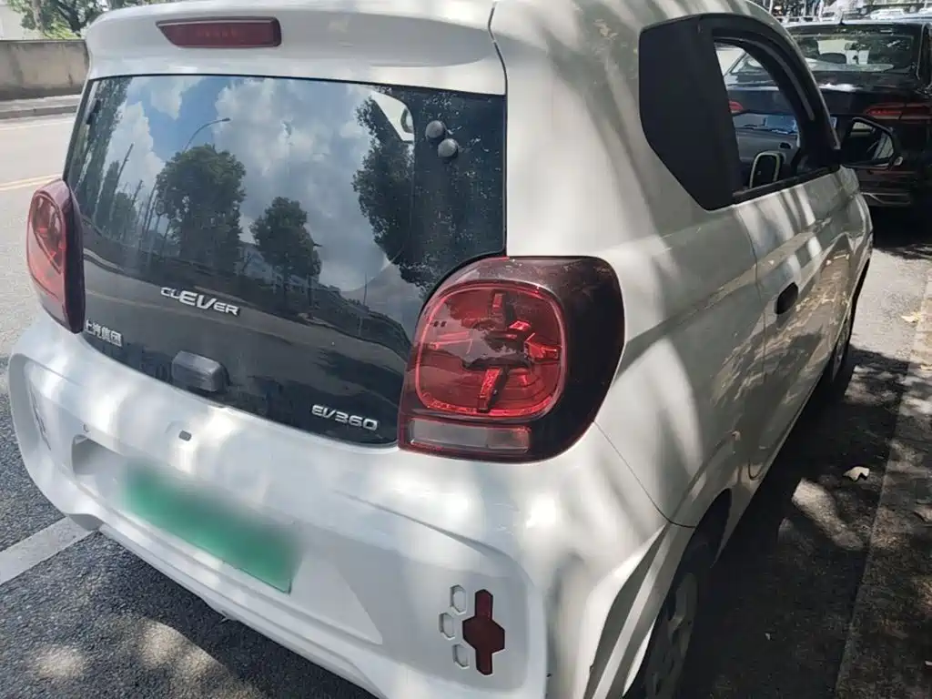 Roewe Clever — миниатюра 7