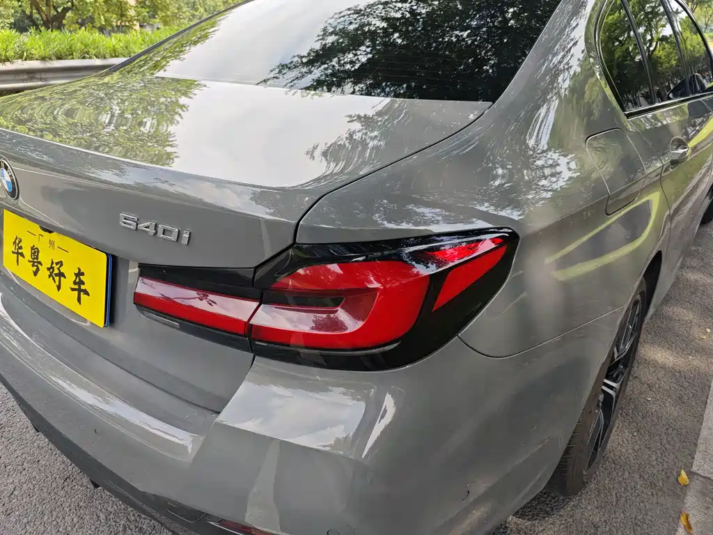 BMW 5 Series (Import) — миниатюра 28