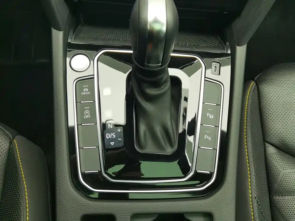 Volkswagen CC — миниатюра 13
