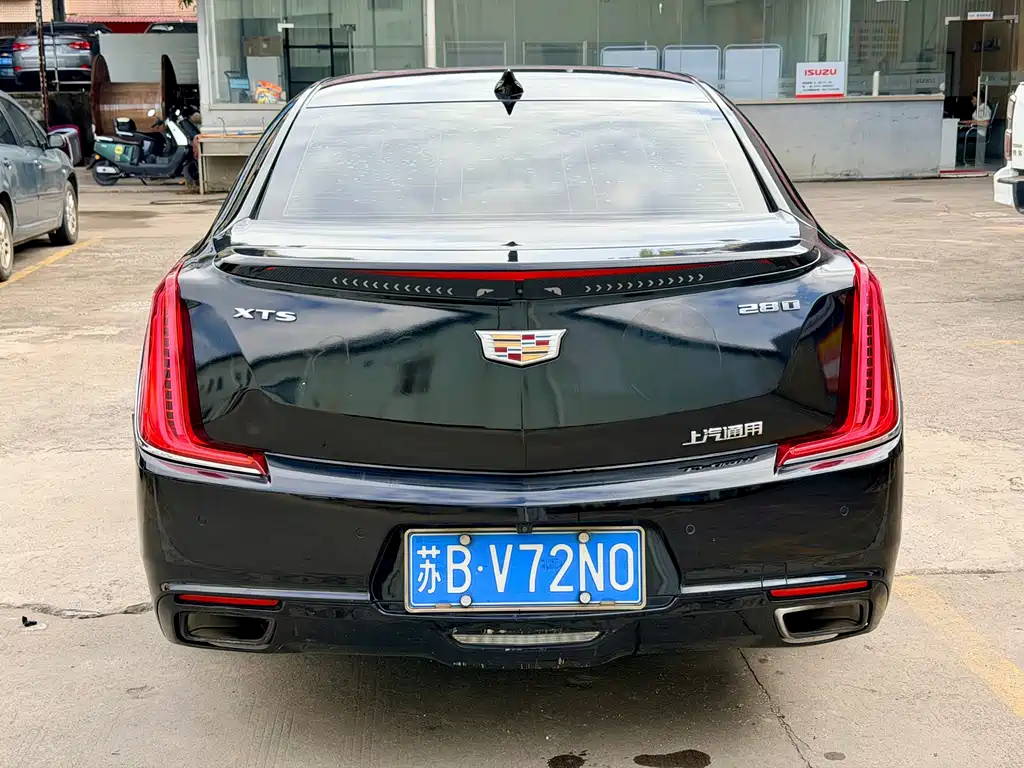 Cadillac XTS — миниатюра 5