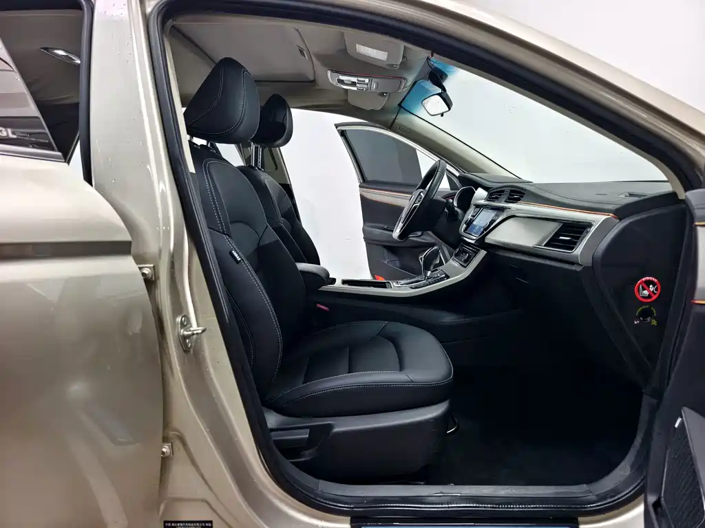 Geely Emgrand GL — миниатюра 14