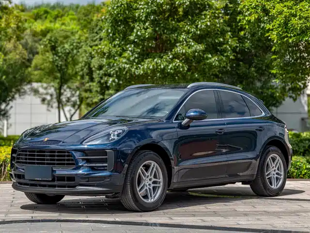 PORSCHE MACAN 2020