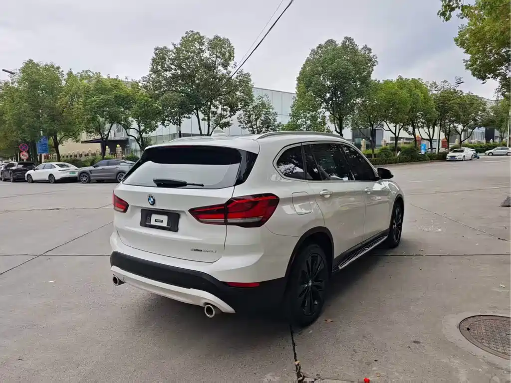 BMW X1 — миниатюра 7